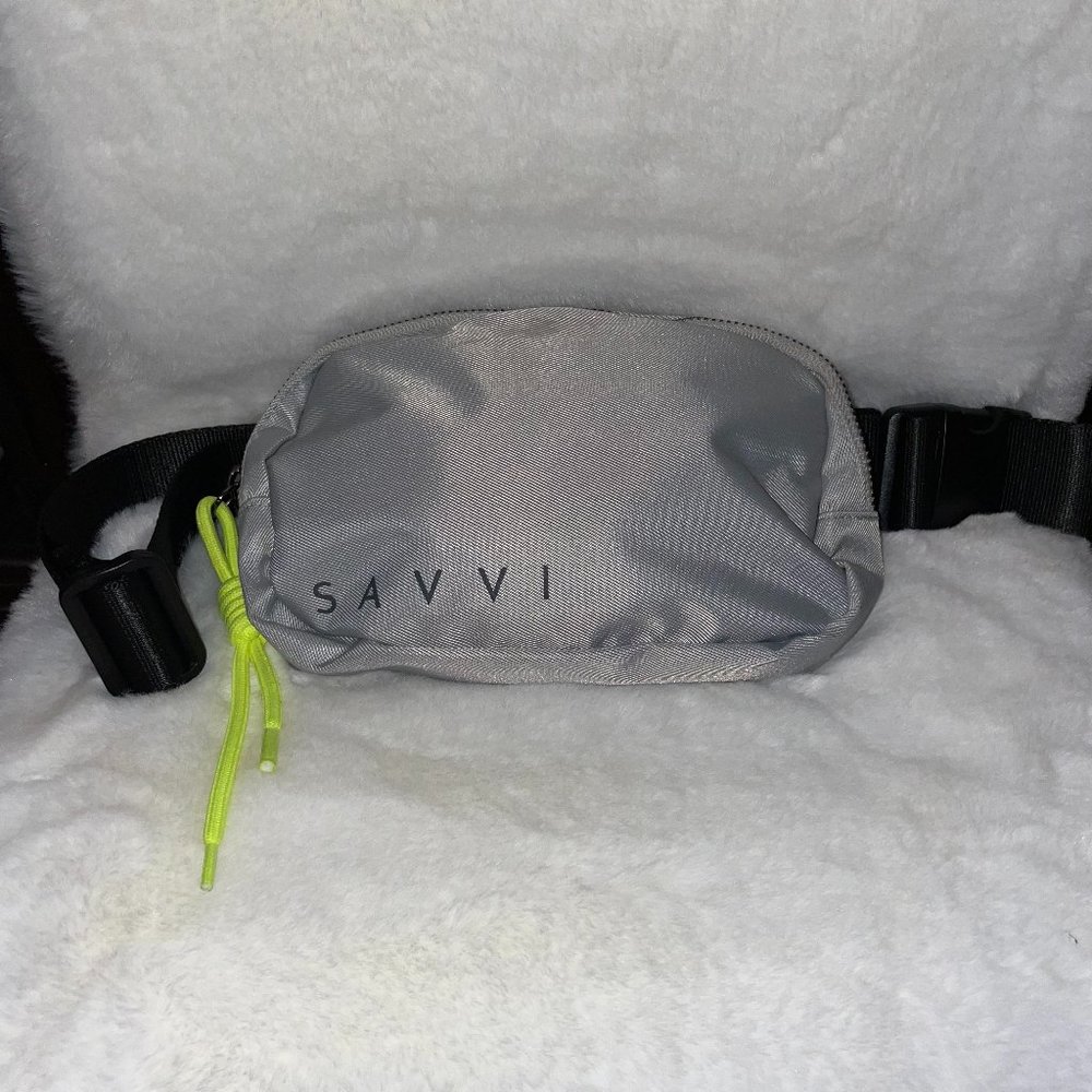 COMPLETELY SOLD OUT!  RARE!  Savvi Belt Bag / A00150